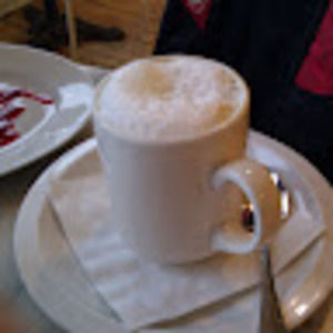 Meet your Posher, Aini